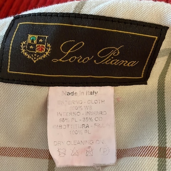 Loro Piana Men’s 100% Cashmere Vest in Red - Picture 4 of 16